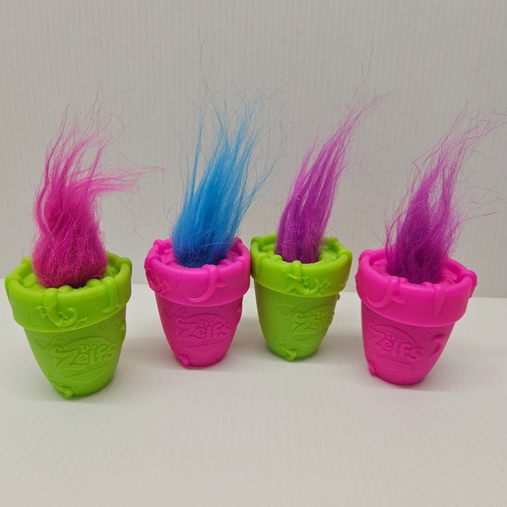 Moose Toys Mini Zelfs Blind Pots Mini Troll Dolls Lot Of 4 Figures